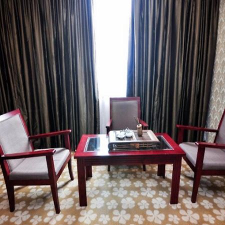 Ximala Business Hotel - Jia He Branch Guangzhou Eksteriør billede